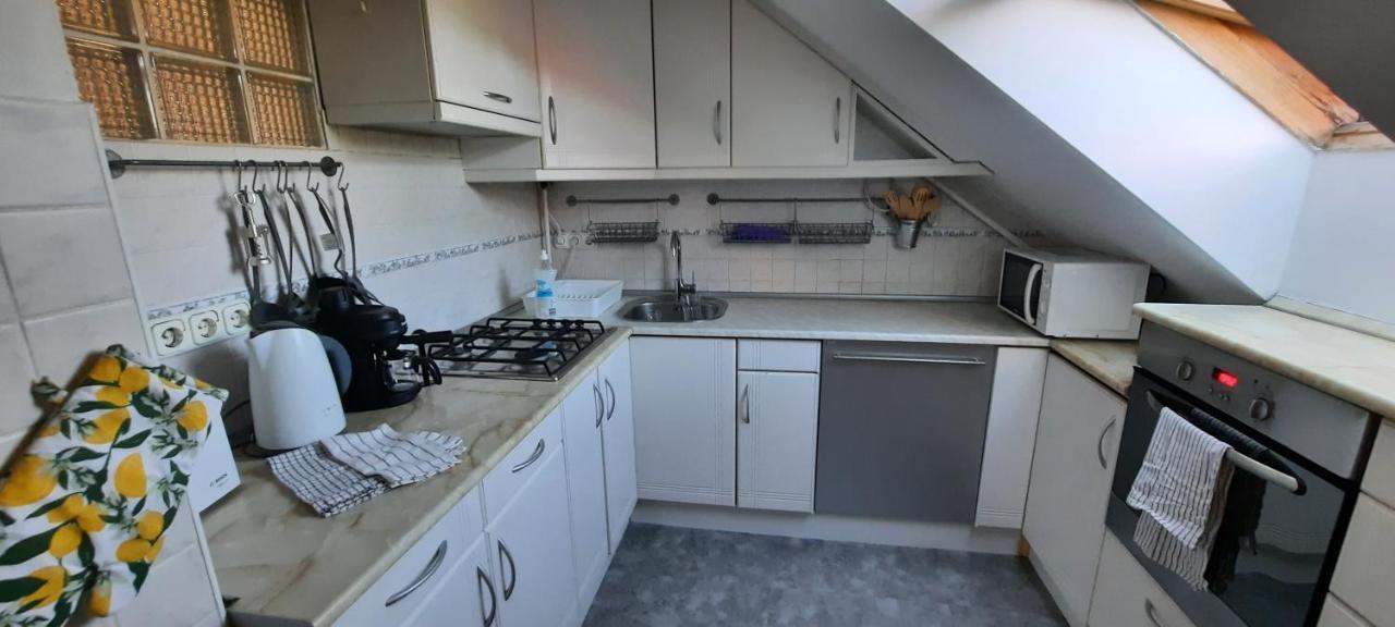Hi-Bp Garden City Batsanyi Apartment 3 Rooms, Apartment Upstairs Near The City Train With Free Parking Budapest Exterior foto