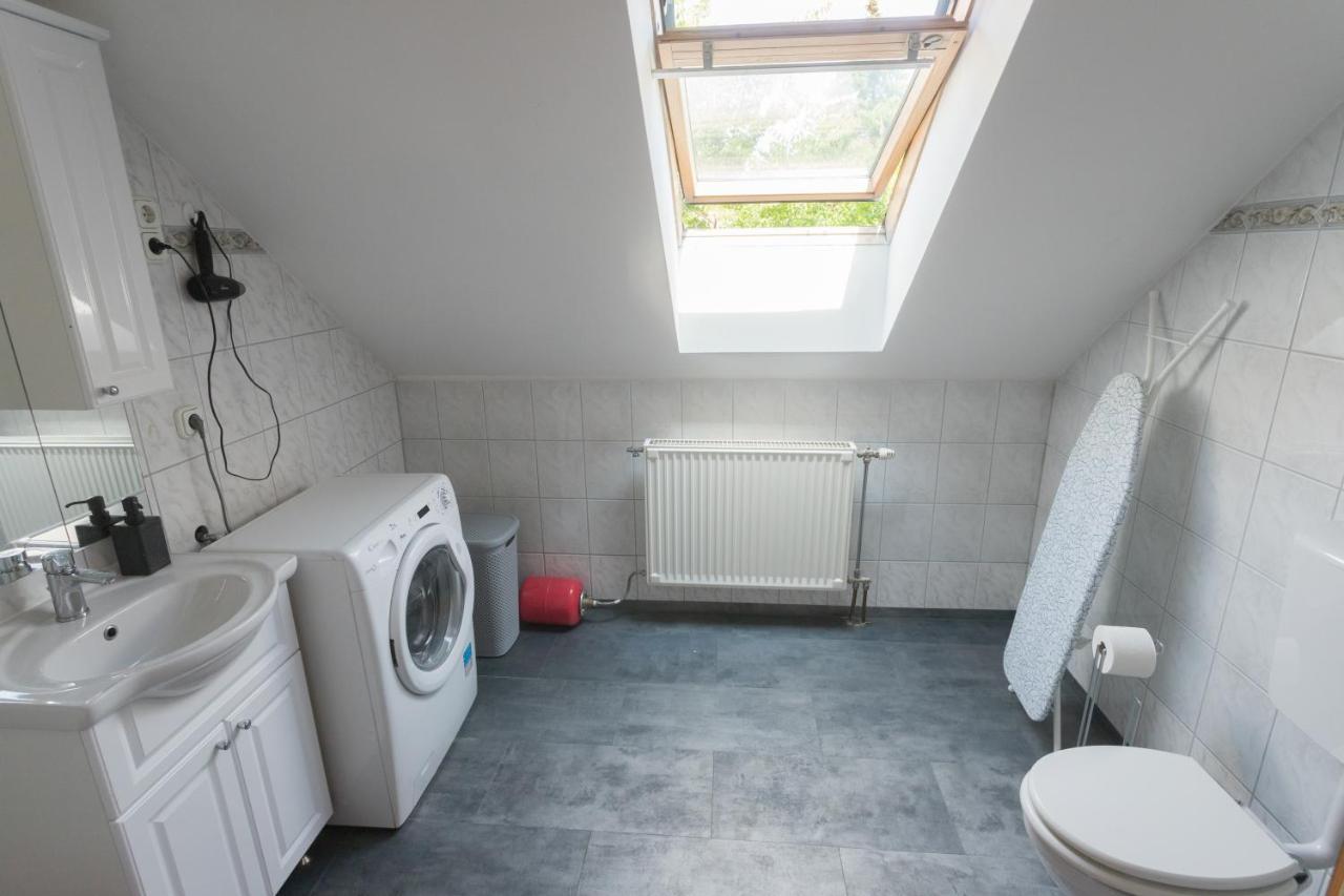 Hi-Bp Garden City Batsanyi Apartment 3 Rooms, Apartment Upstairs Near The City Train With Free Parking Budapest Exterior foto