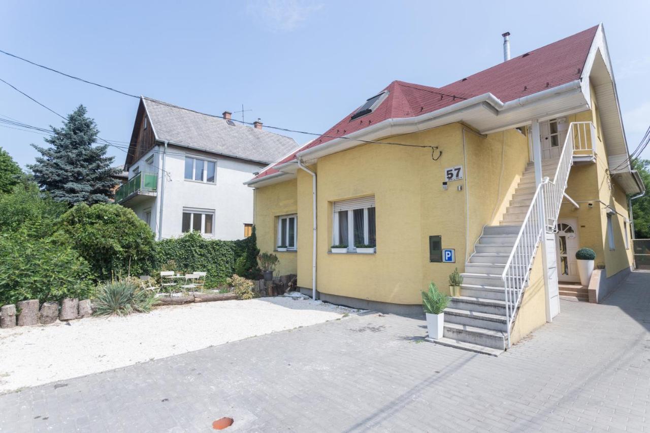 Hi-Bp Garden City Batsanyi Apartment 3 Rooms, Apartment Upstairs Near The City Train With Free Parking Budapest Exterior foto